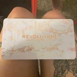 Revolution eyeshadow pallet